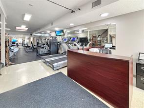 136 49 Avenue W For Lease